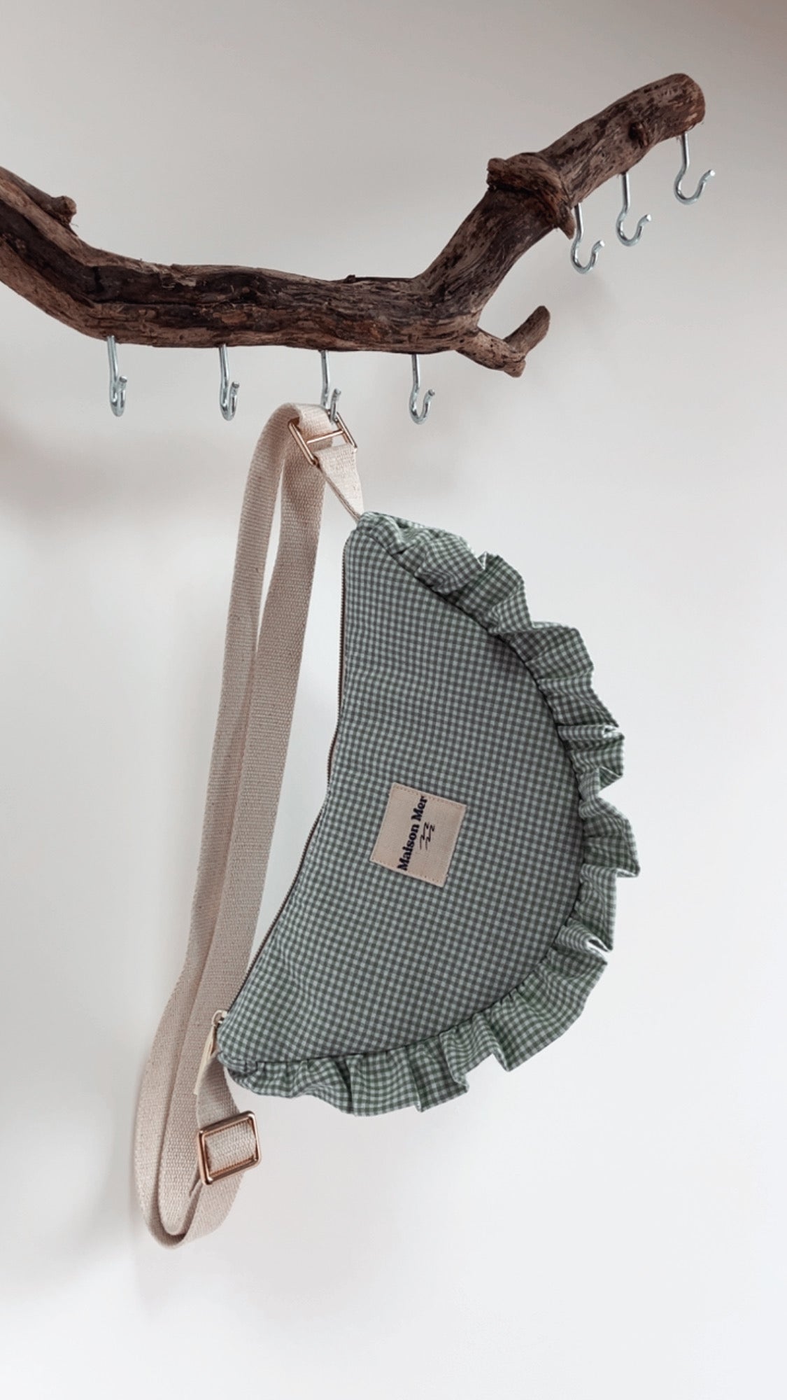 Sac demi-lune à volants