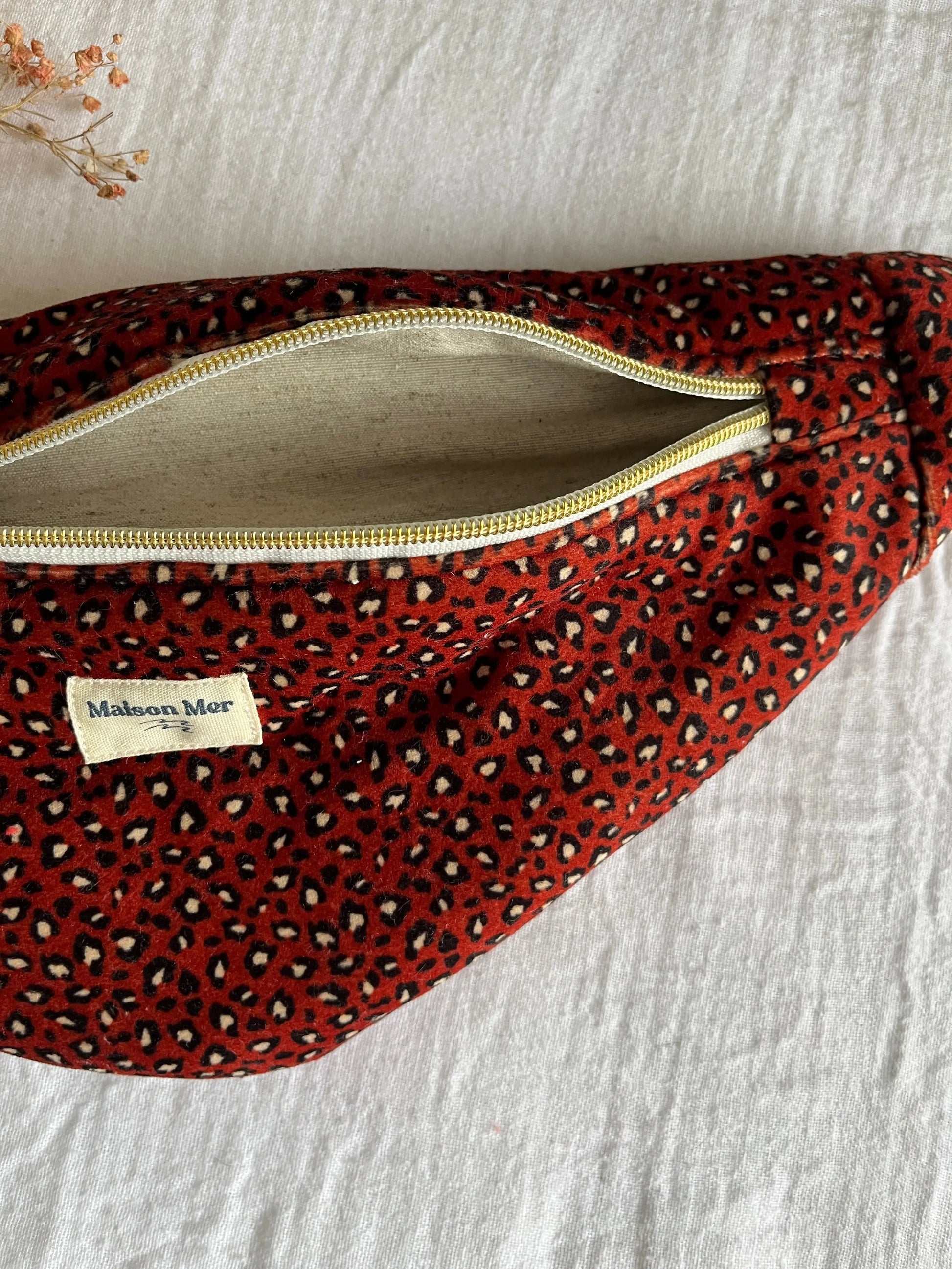 Banane Leo rouge Maison Mer