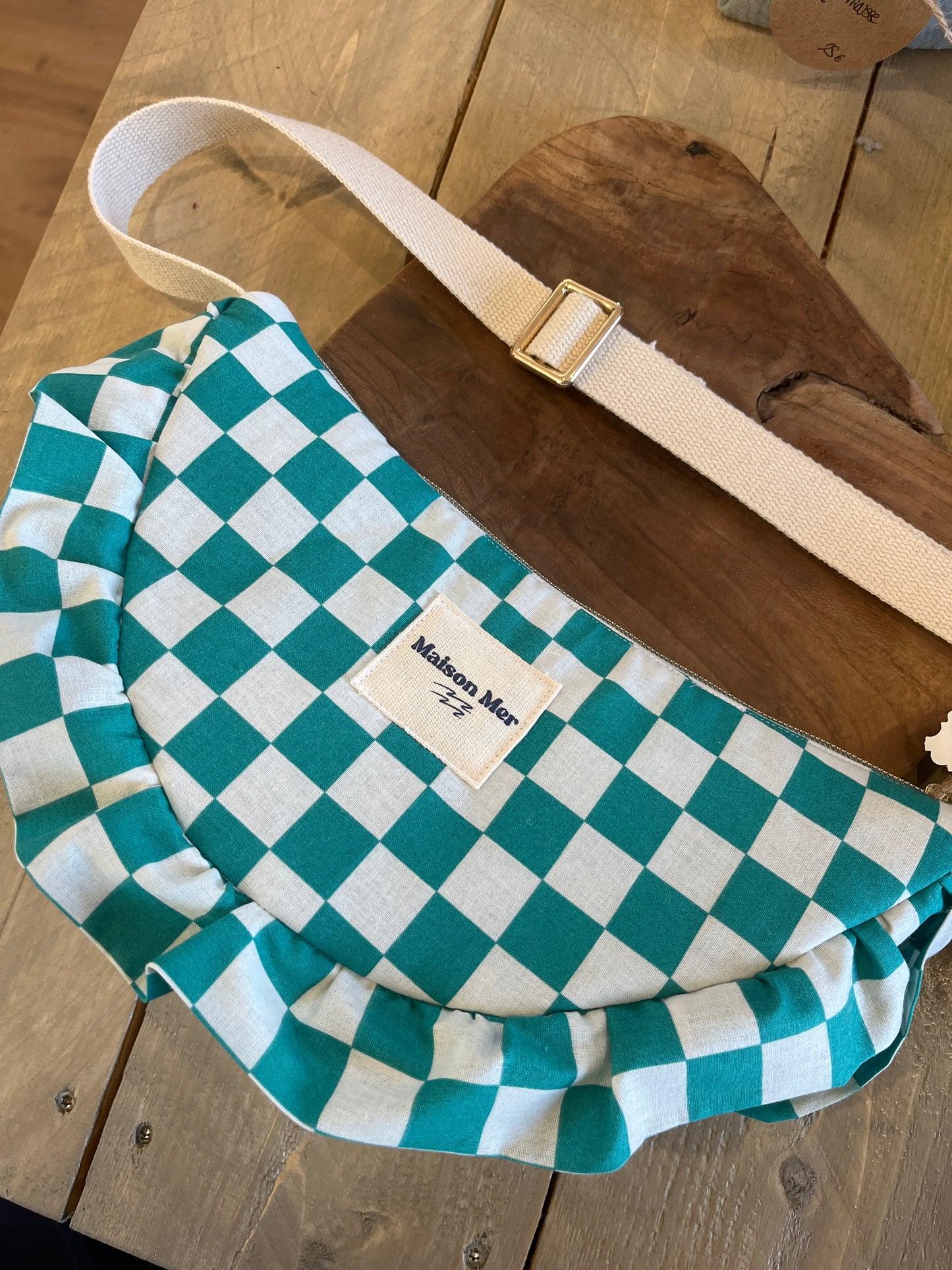 Sac demi-lune à volants